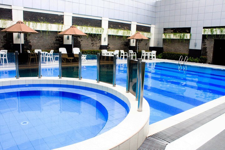 Pool 36 of 47