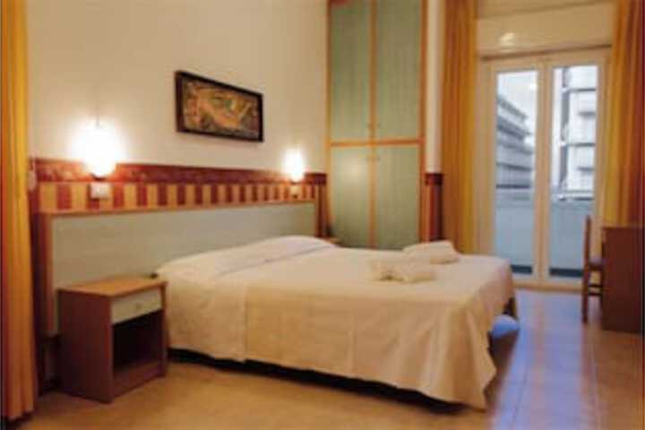 Room 9 of 23