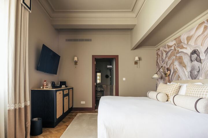 Room 54 of 149