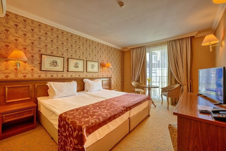 Room 15 of 55