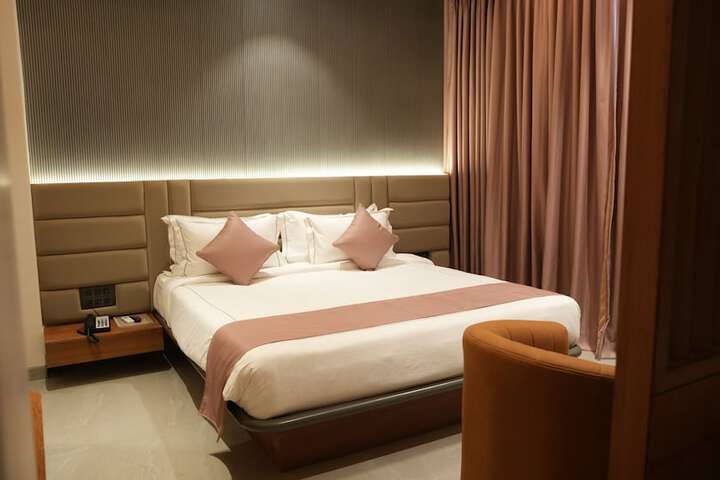Room 21 of 83