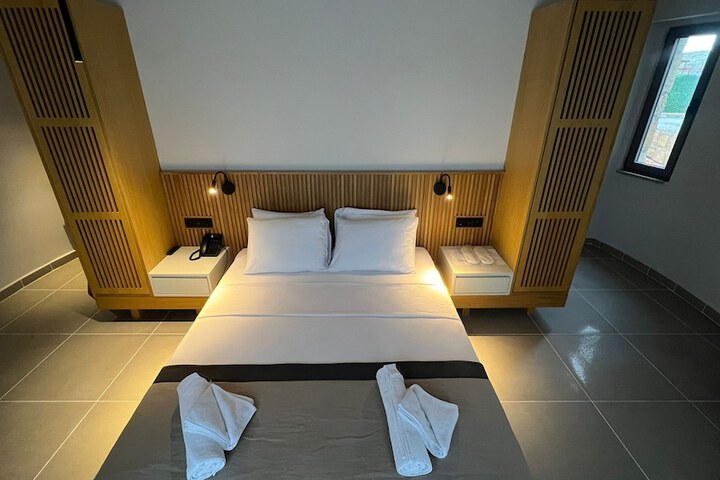 Room 7 of 20