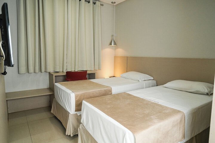 Room 7 of 39