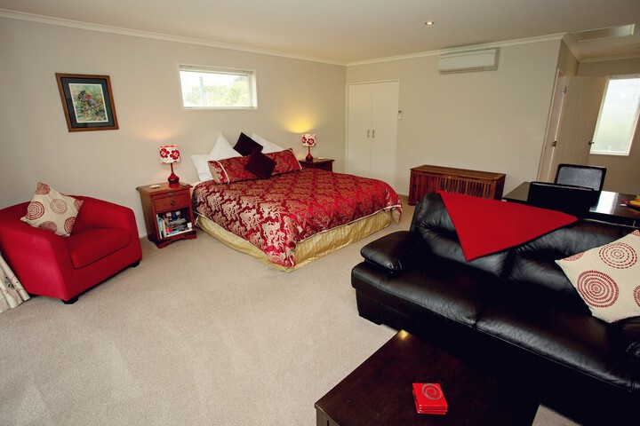 Room 5 of 56