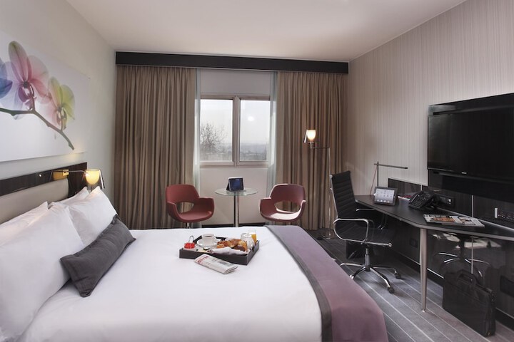 Room 9 of 70