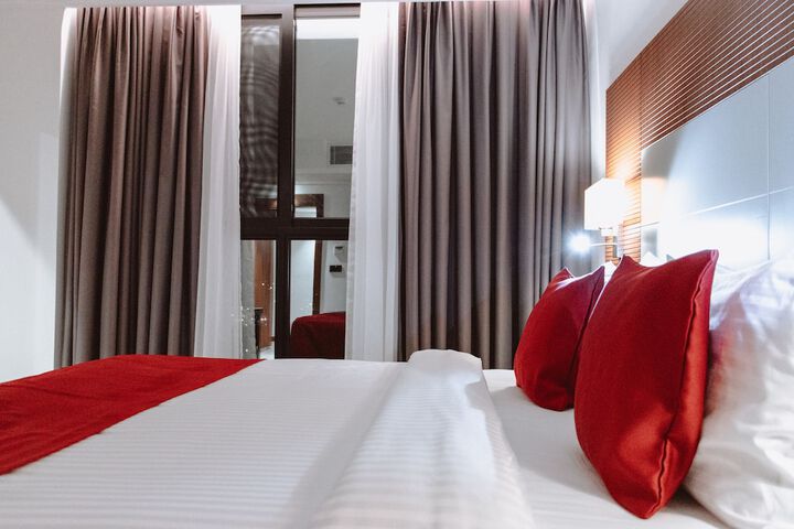 Room 44 of 117
