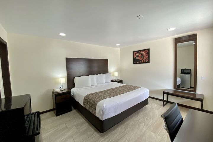 Room 7 of 35