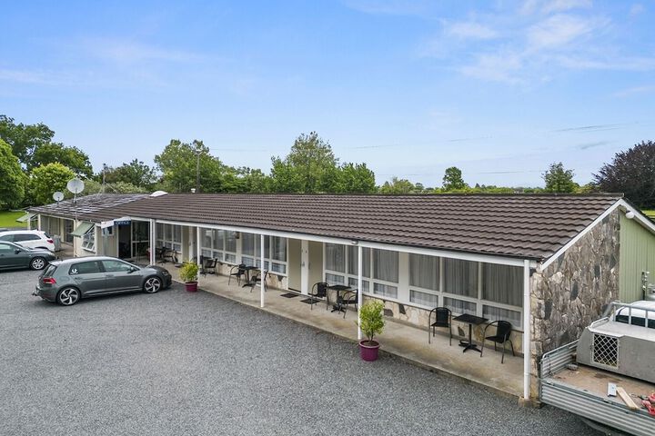 Hotel Entry