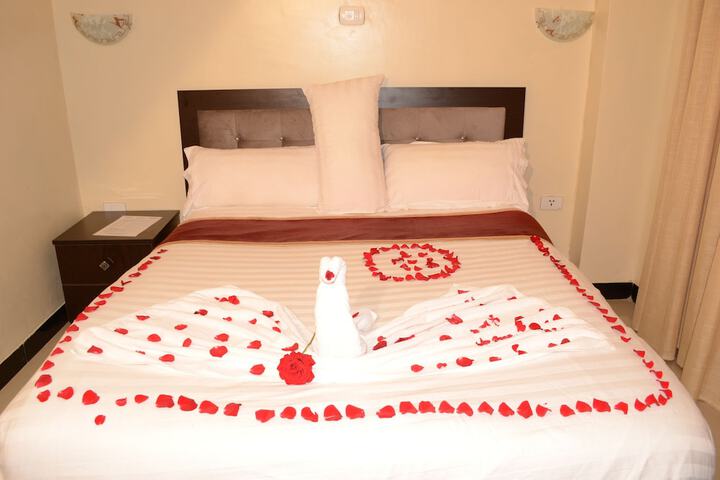 Room 6 of 35