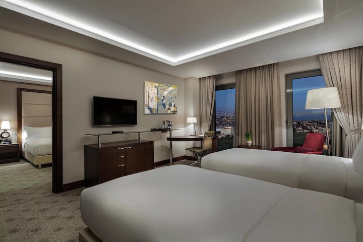 Room 26 of 64