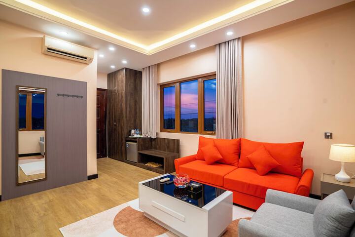 Room 16 of 65