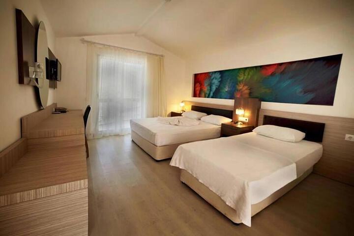 Room 36 of 46