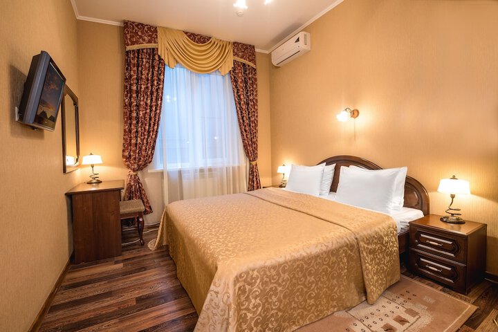 Room 15 of 63