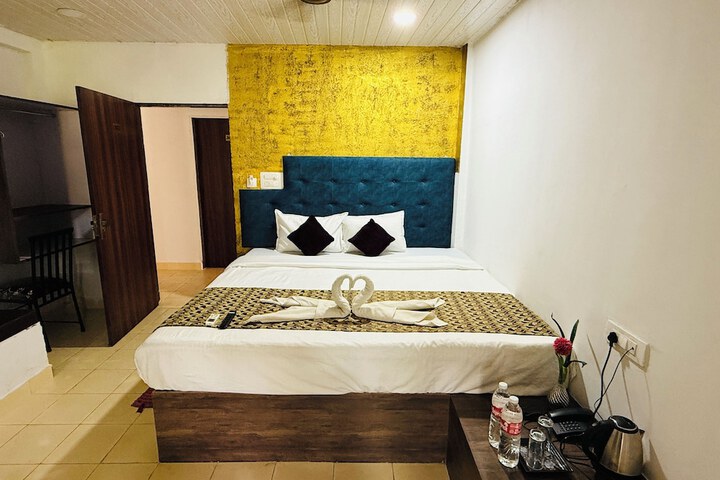 Room 6 of 43