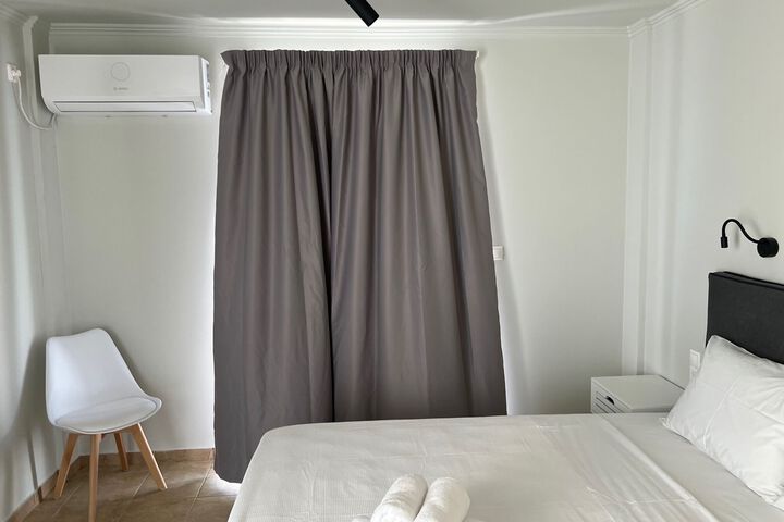 Room 7 of 7