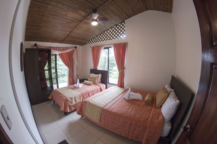 Room 10 of 159