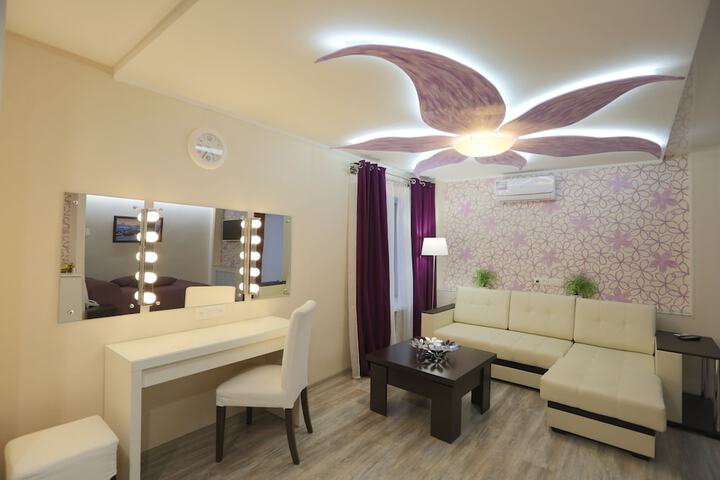 Room 13 of 46