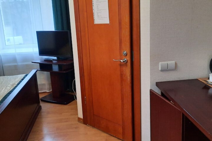 Room 19 of 33