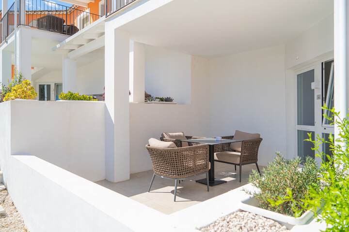 Terrace/Patio 10 of 33