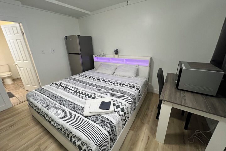 Room 11 of 70