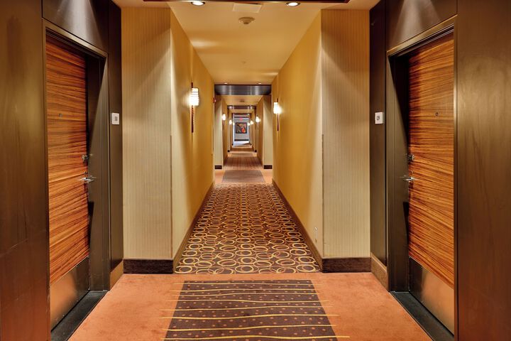 Ballroom/Hall 46 of 52