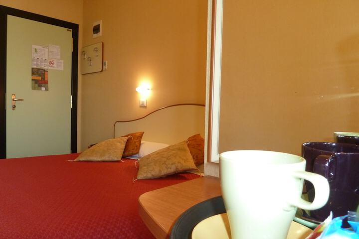 Room amenity