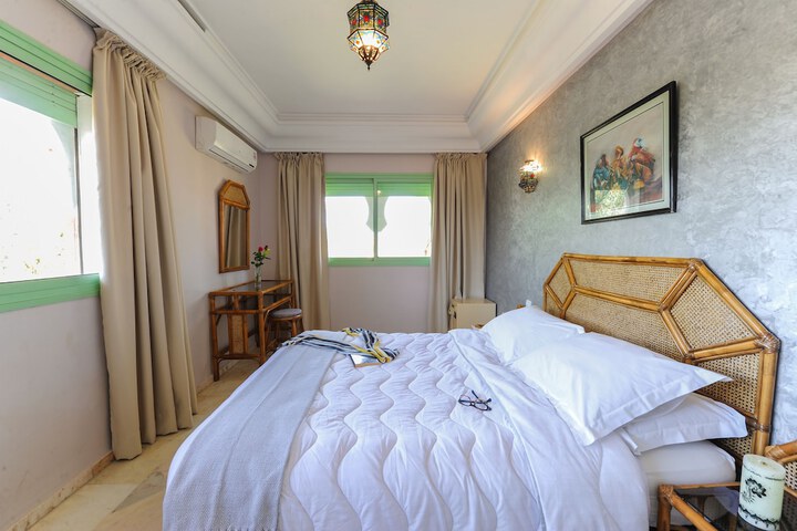 Room 10 of 43