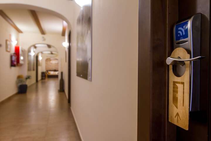 Ballroom/Hall 130 of 174