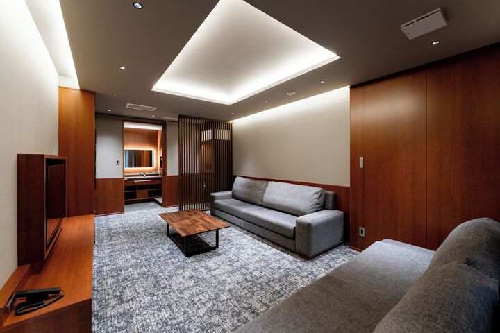 Room 21 of 51