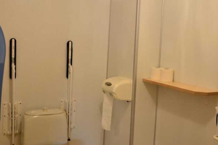 Room 14 of 38