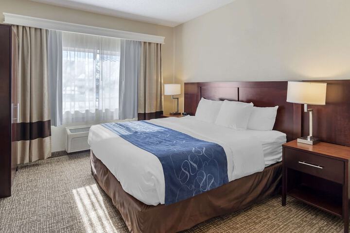 2 Queen Beds Suite (5 of 12)