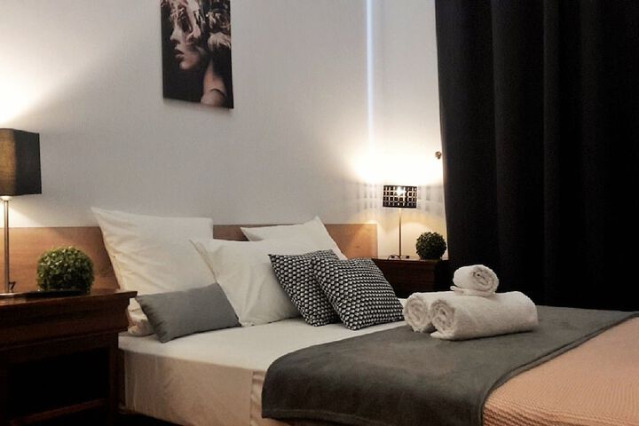 Room 11 of 69