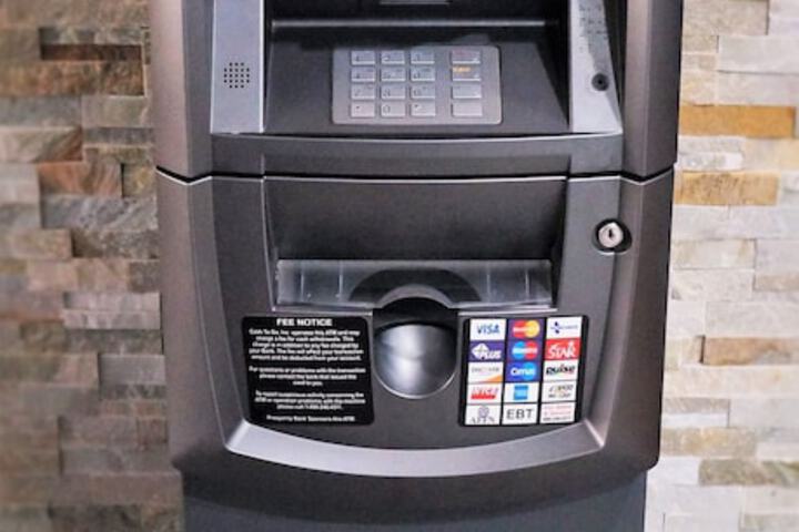 ATM/banking on site