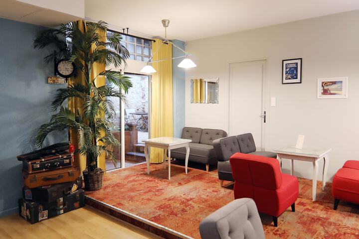 Entrance & Lobby