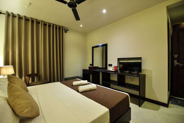 Room 72 of 171