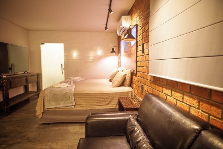 Room 9 of 45