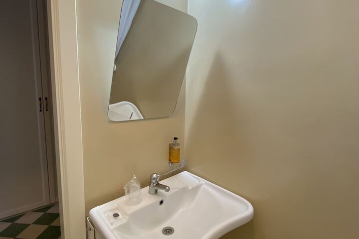 Room 109 of 180