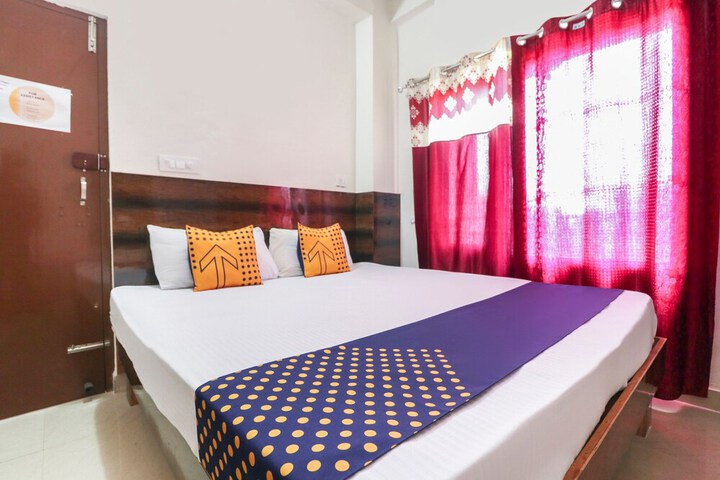 Room 27 of 29