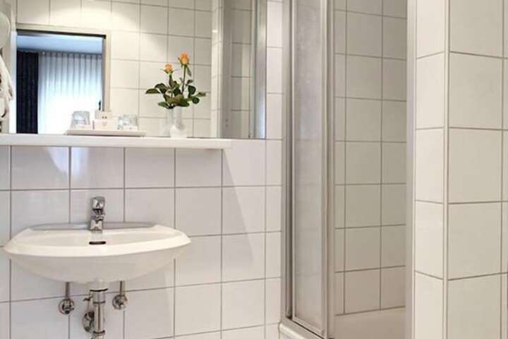 Clean Restrooms