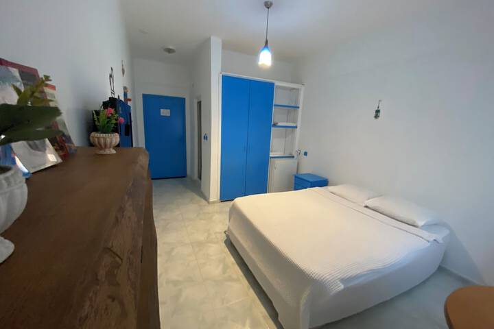 Room 18 of 46