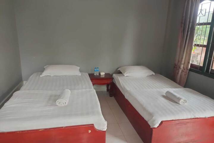 Room 2 of 15