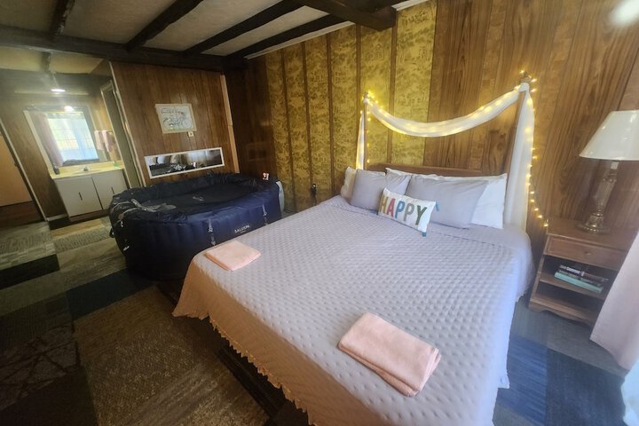 2 Double Beds (25 of 28)