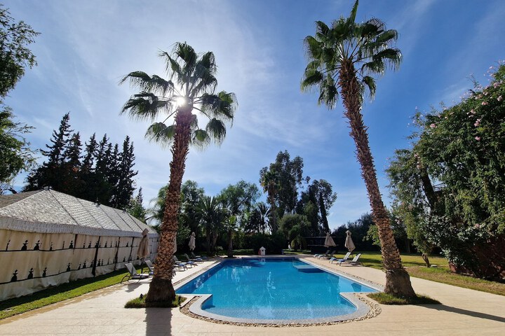 Pool 67 of 99
