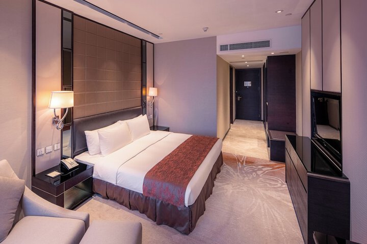 Room 17 of 72