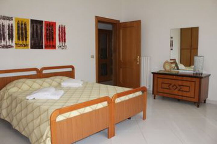 Room 120 of 256