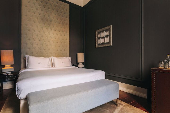 Room 55 of 274