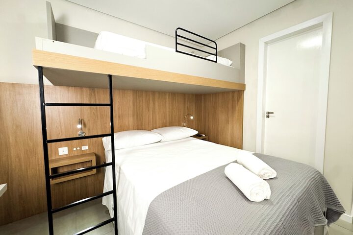 Room 2 of 29