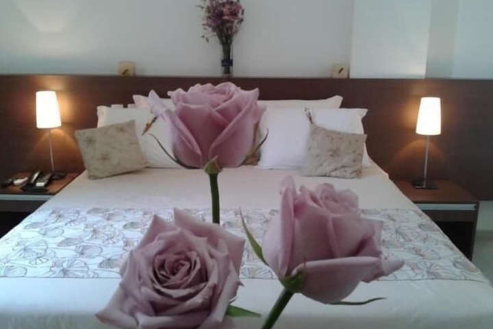 Room 16 of 40
