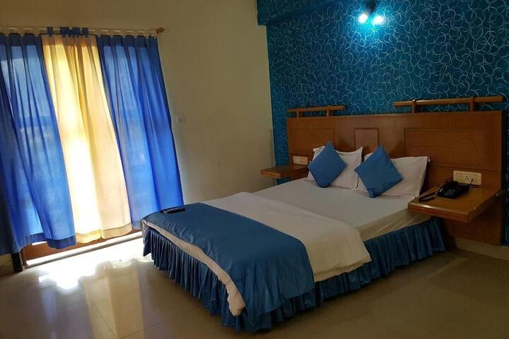 Room 20 of 39