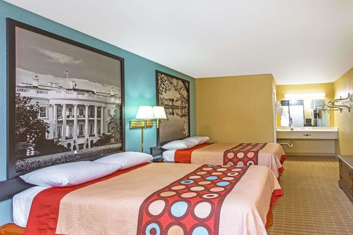 2 Double Beds (2 of 9)